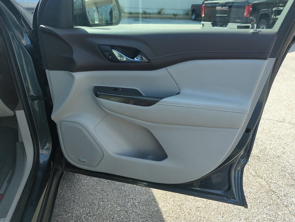 Used 2019 Blue GMC SLT-1 image 36