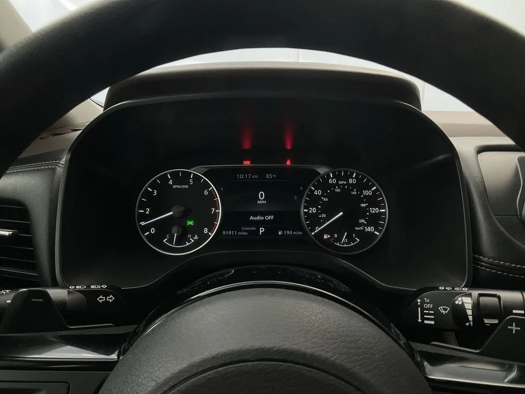 Used 2023 Gun Metallic Nissan SV image 27