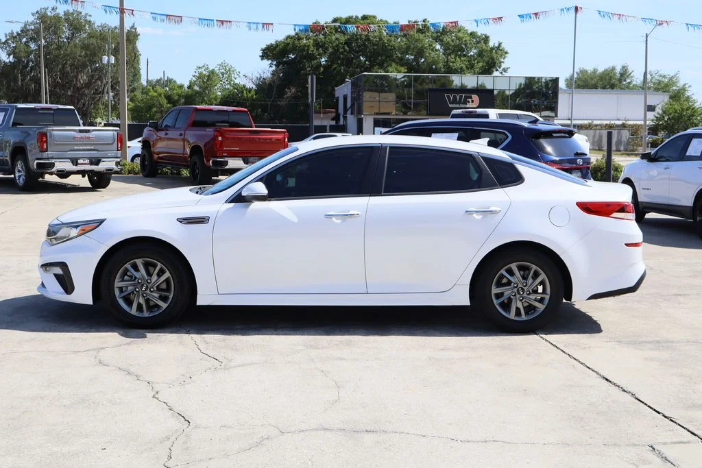 Used 2019 White Kia LX image 6
