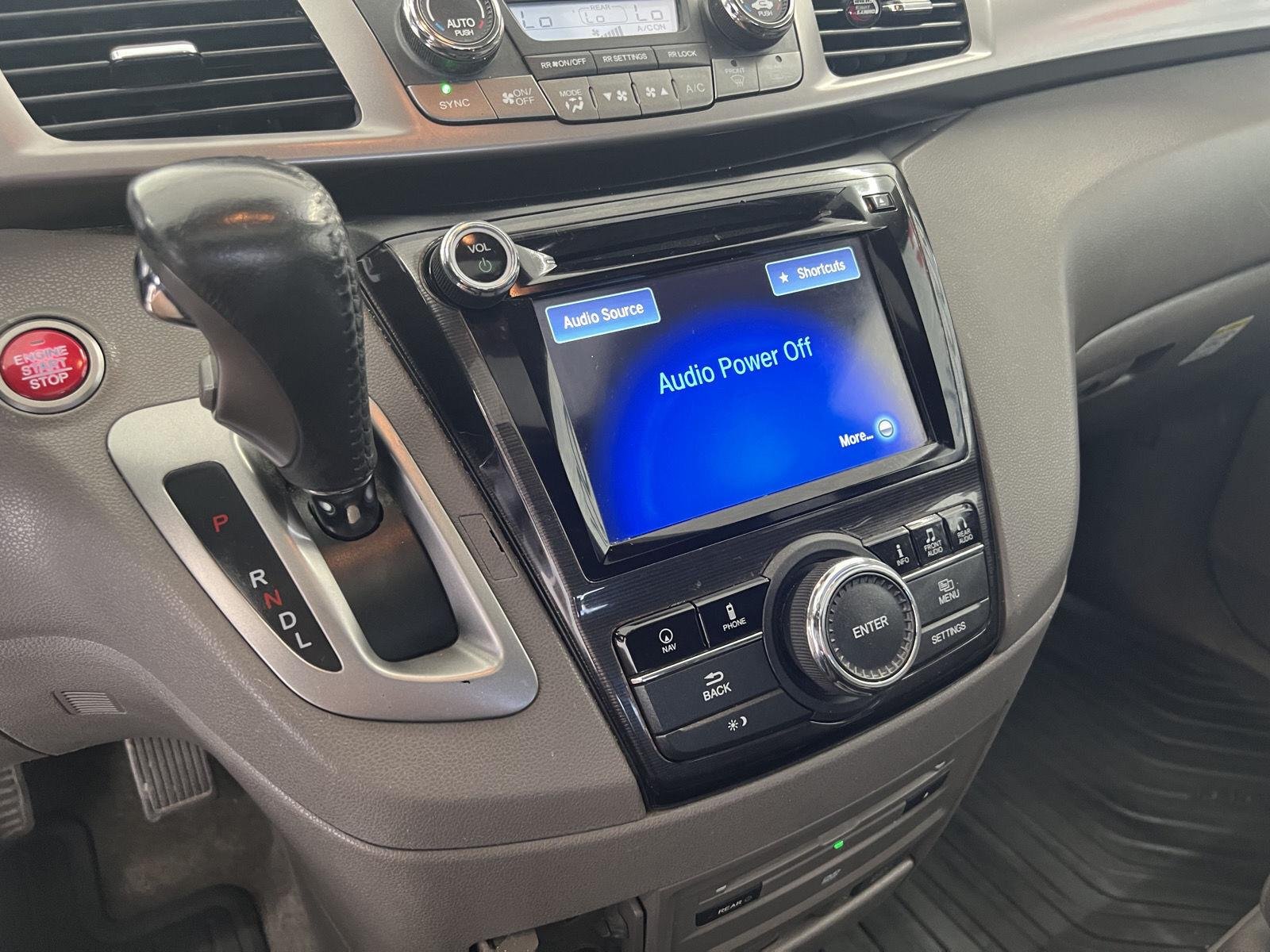 Used 2017 White Diamond Pearl Honda Touring image 20
