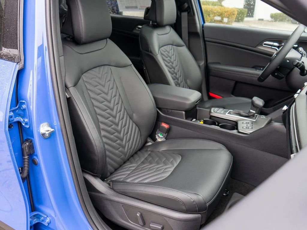 New 2026 Nebular Blue Kia X-Pro Prestige image 9