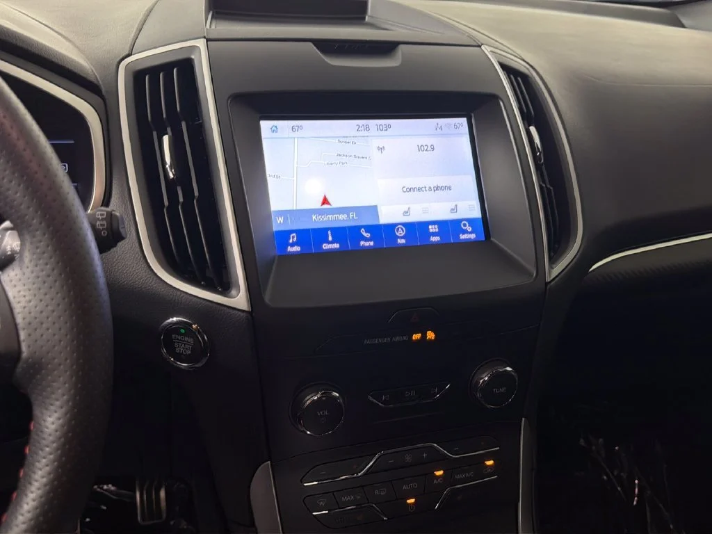 Used 2020 Gray Ford ST Line image 21