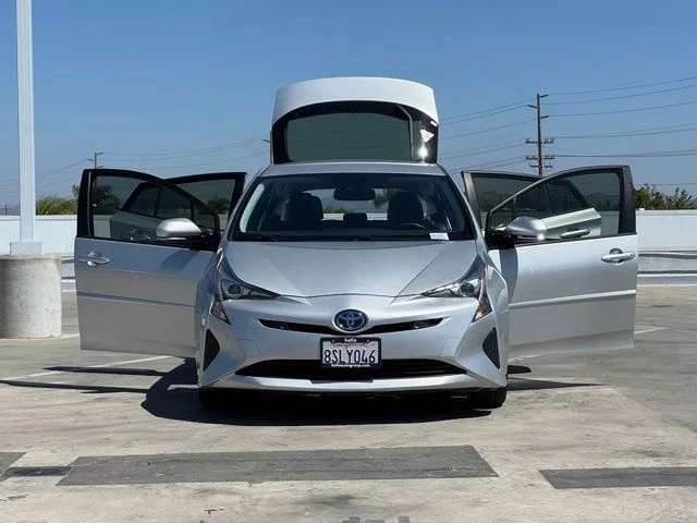 Used 2018 Silver Toyota Four image 29