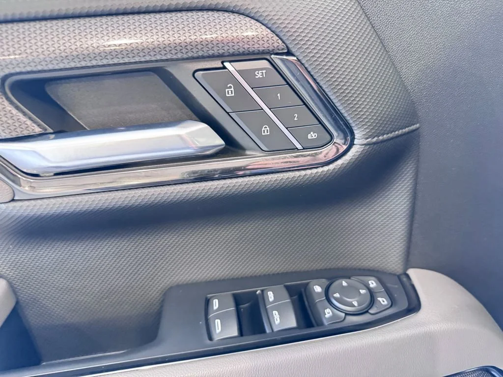 Used 2023 Dark Ash Metallic Chevrolet ZR2 image 23