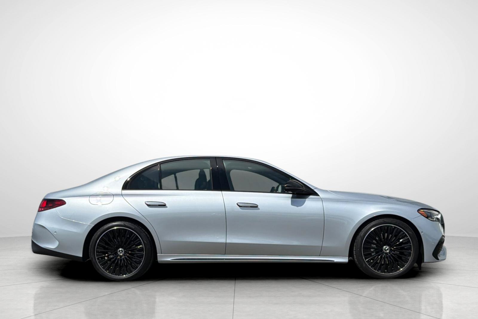 New 2027 Cirrus Silver Metallic Mercedes-Benz E 350 image 32