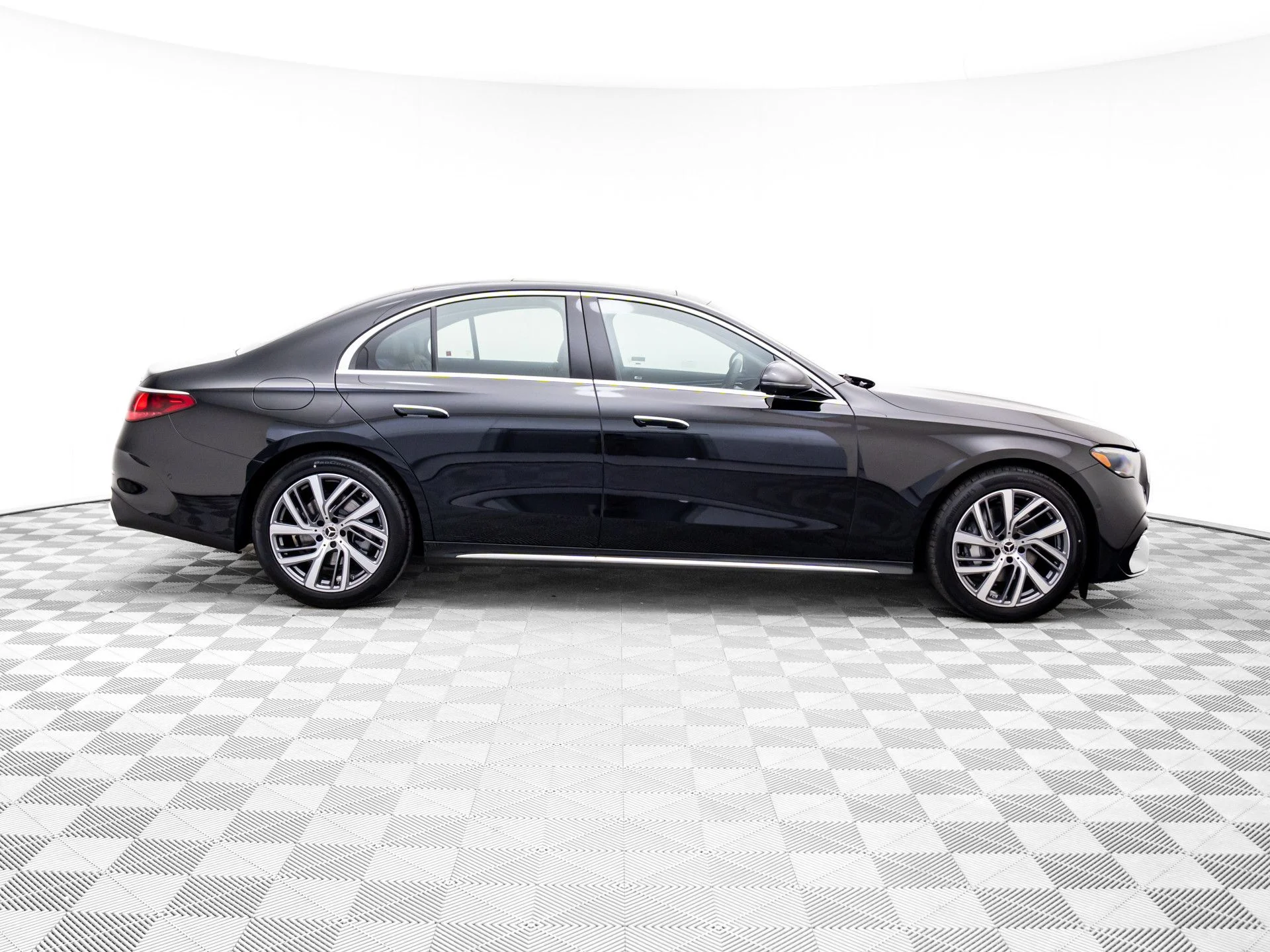 New 2026 Black Mercedes-Benz E 350 image 6