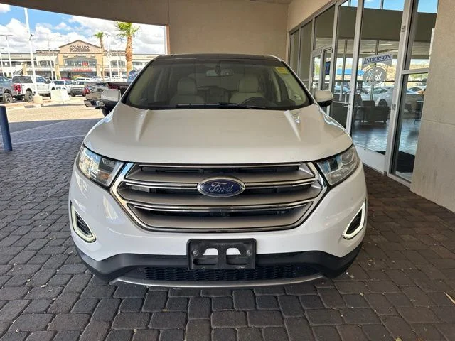 Used 2017 Oxford White Ford SEL image 7