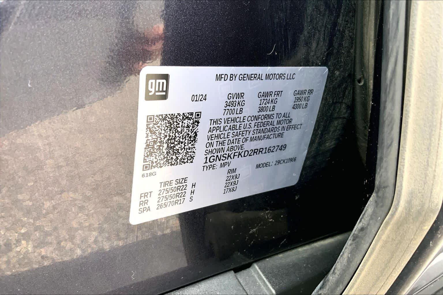 Used 2024 Dark Ash Metallic Chevrolet Premier image 37