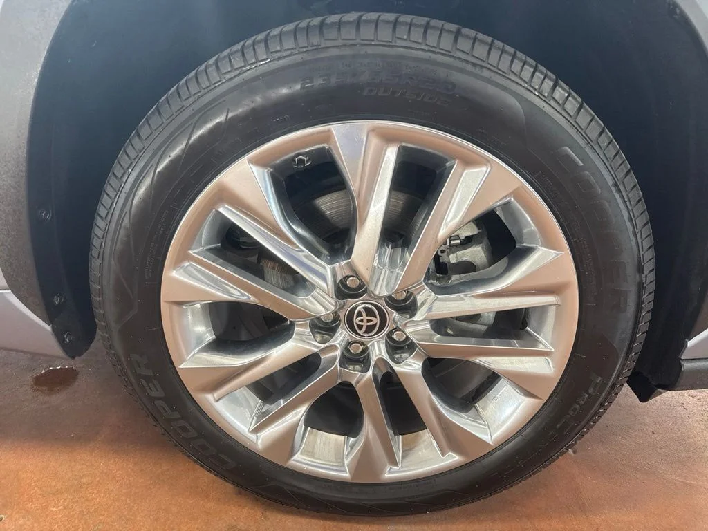 Used 2023 Moon Dust Toyota Limited image 11