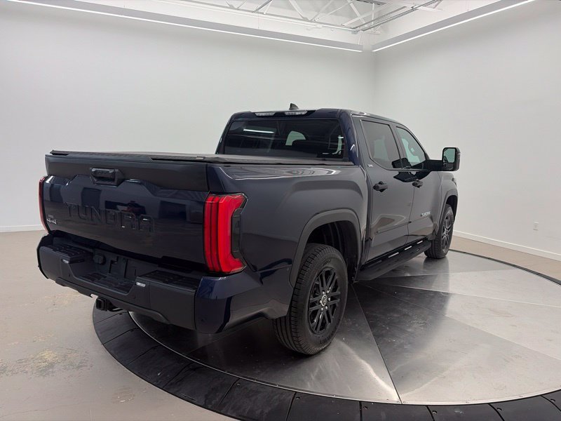 Used 2022  Toyota SR5 image 3