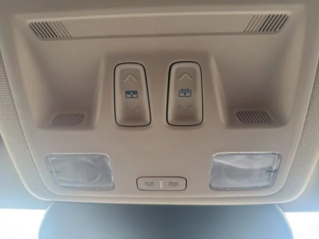 Used 2020 White Ford SEL image 37