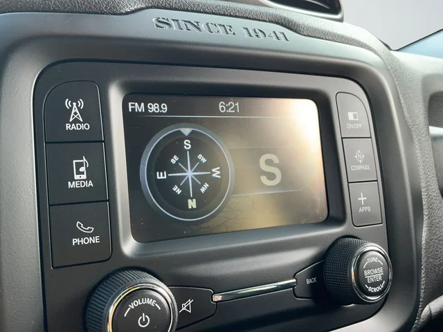 Used 2017 Gray Jeep Latitude image 11