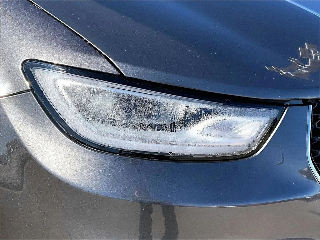 2023 Chrysler Pacifica Touring L - Photo 30
