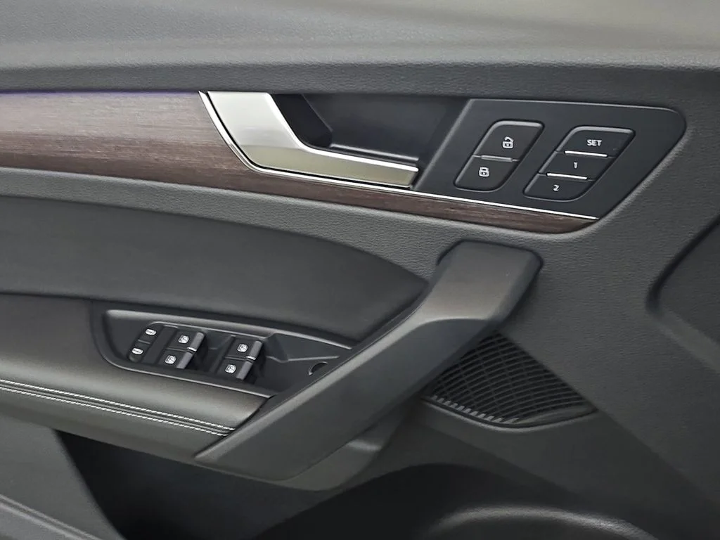 Used 2021 Gray Audi 45 Prestige image 27