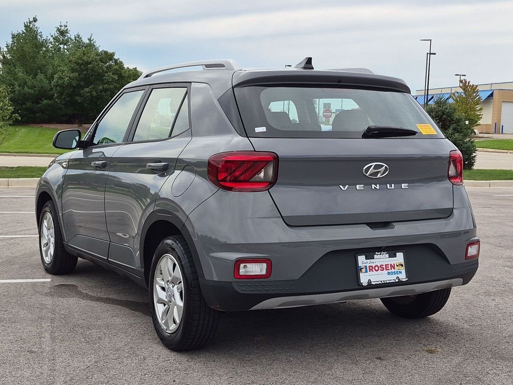 Used 2020 Gray Hyundai SEL image 5