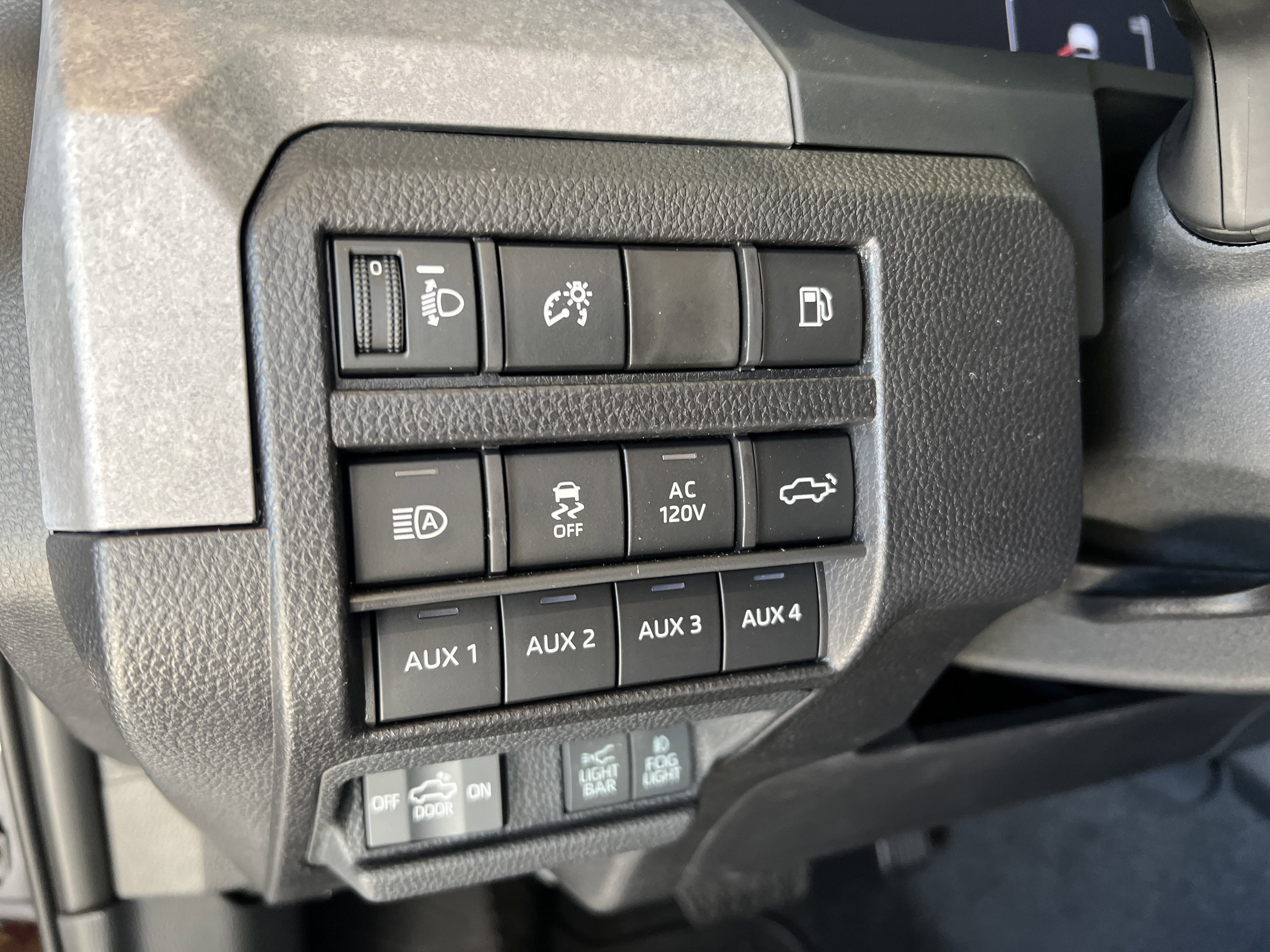 2025 Toyota Tacoma Trailhunter - Photo 30