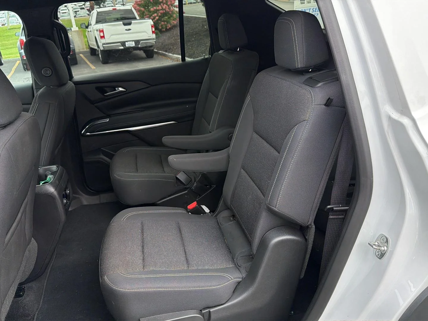 Used 2025 Summit White Chevrolet AWD LT image 18