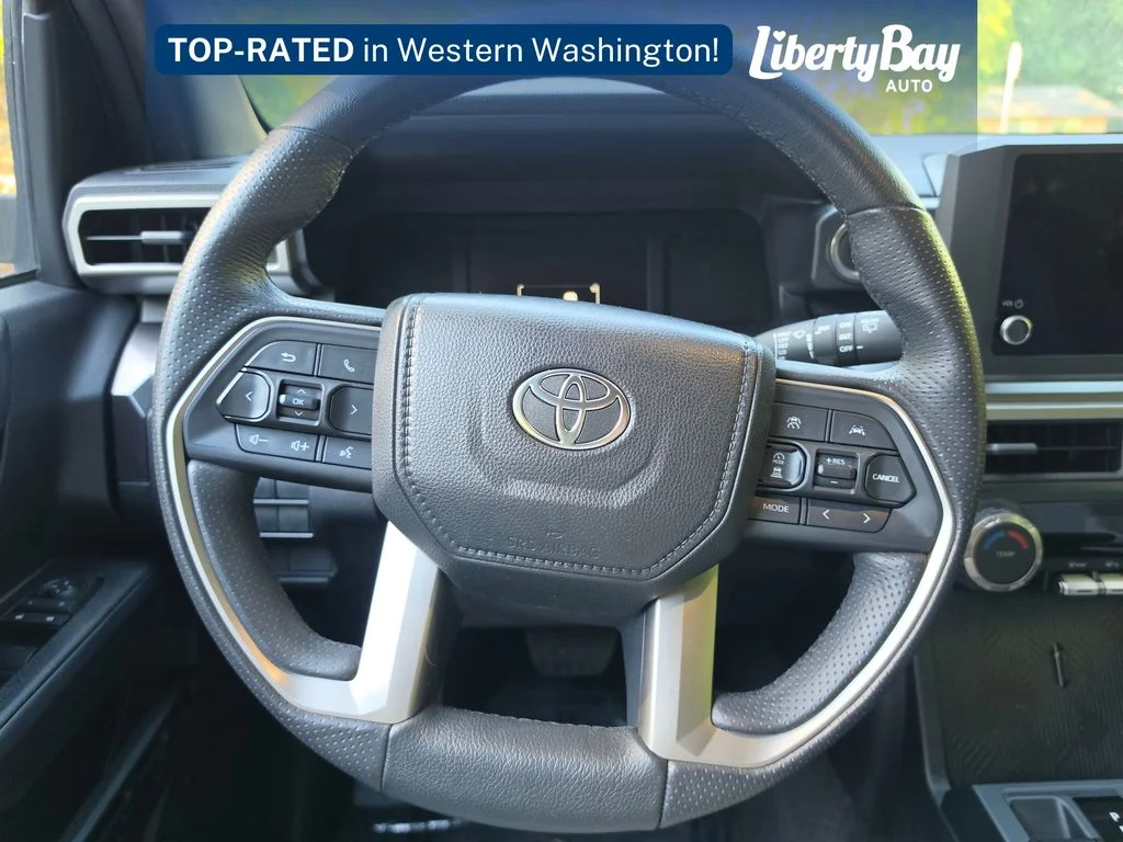 Used 2025 White Toyota SR5 image 16
