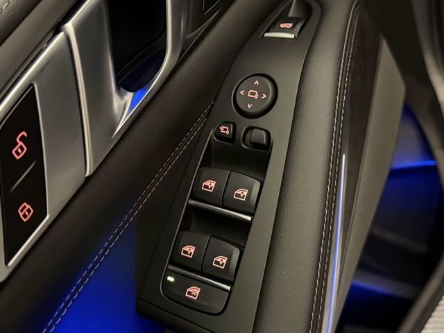 Used 2025 Skyscraper Gray Metallic BMW xDrive40i image 21