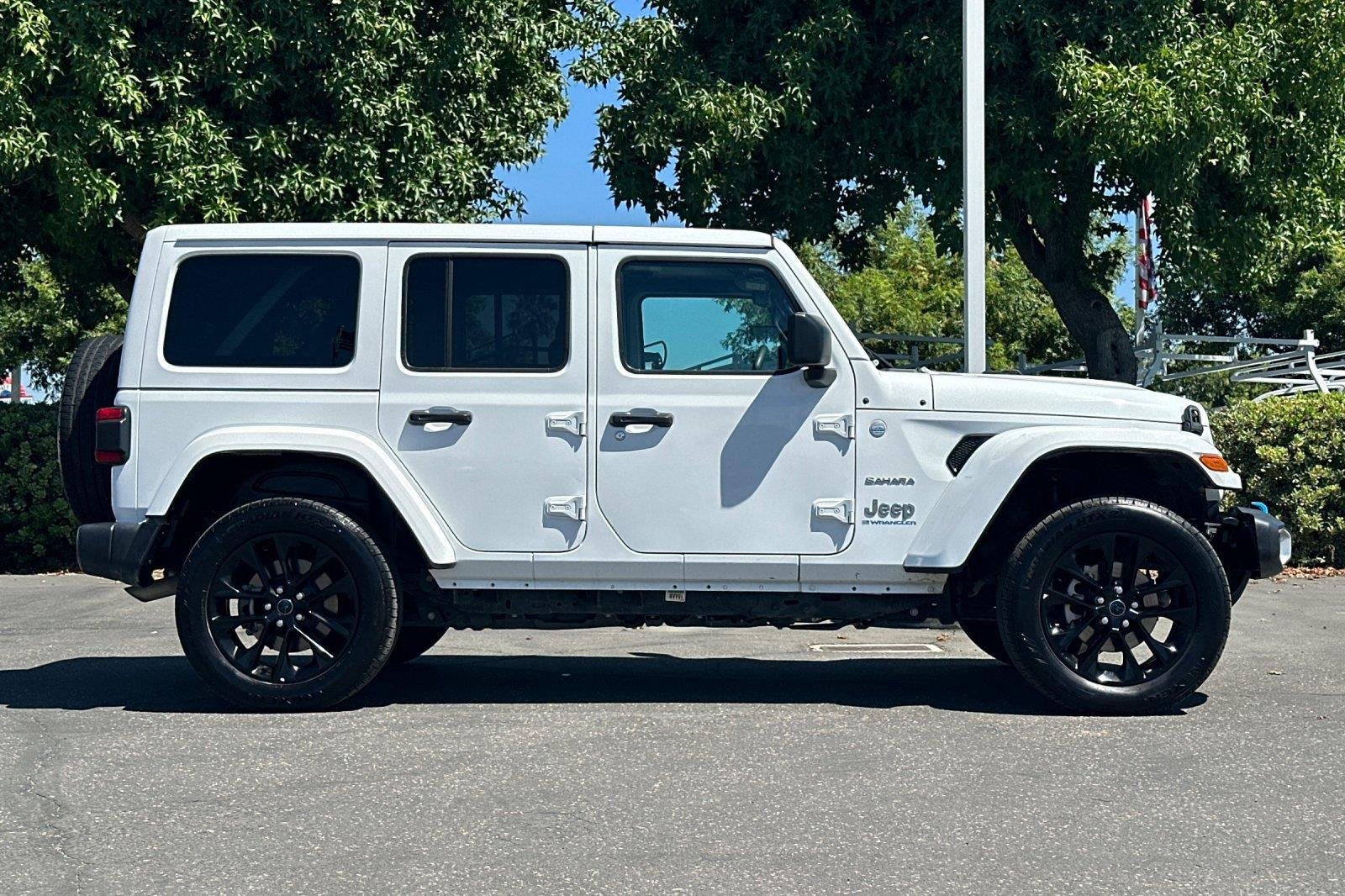 Used 2024 Bright White Clearcoat Jeep Sahara image 3