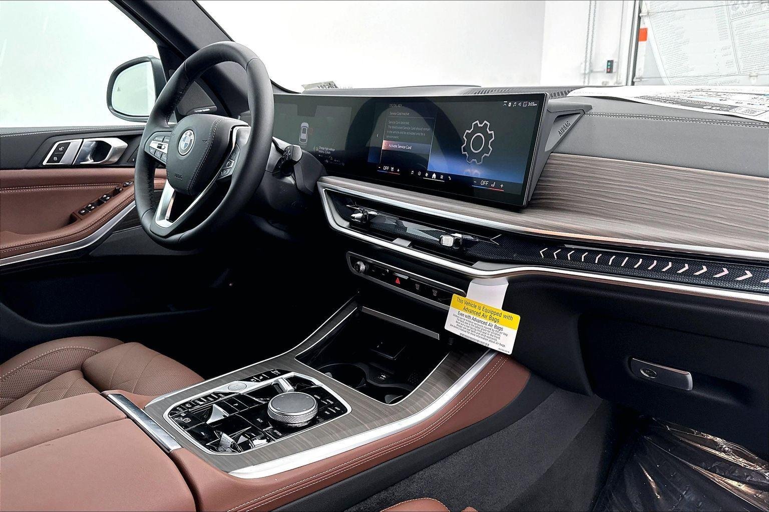 New 2026 Mineral White Metallic BMW xDrive50e image 33