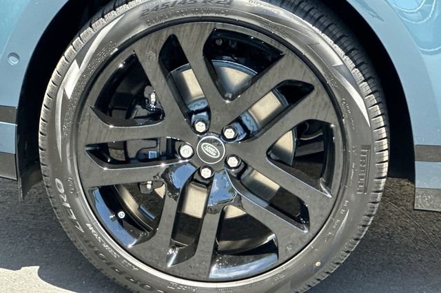 New 2026 Tribeca Blue Land Rover Hoxton Edition image 24
