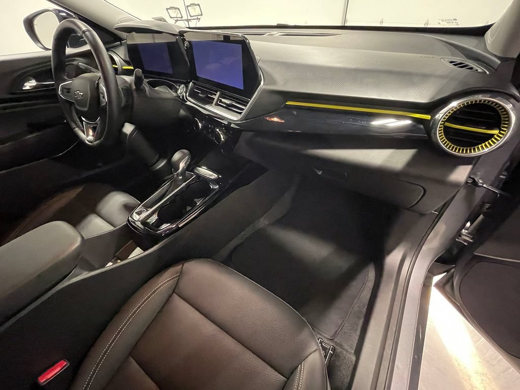 Used 2024 Sterling Gray Metallic Chevrolet ACTIV image 22
