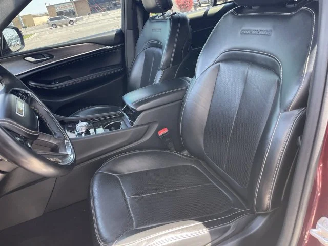 Used 2022 Red Jeep Overland image 13