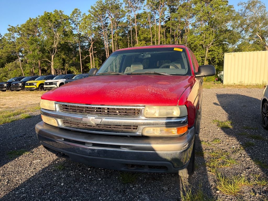 Used 2000 Chevrolet Suburban Base with VIN 3GNEC16T6YG115771 for sale in Brooksville, FL