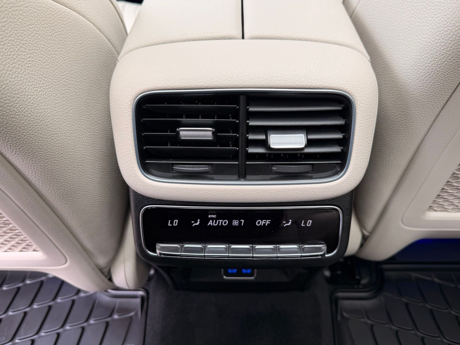 New 2026 Polar White Mercedes-Benz GLS 450 image 16