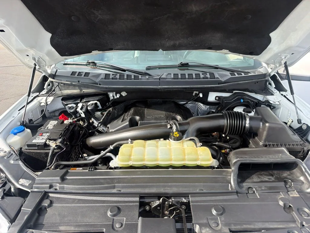 Used 2020 White Ford Lariat image 39