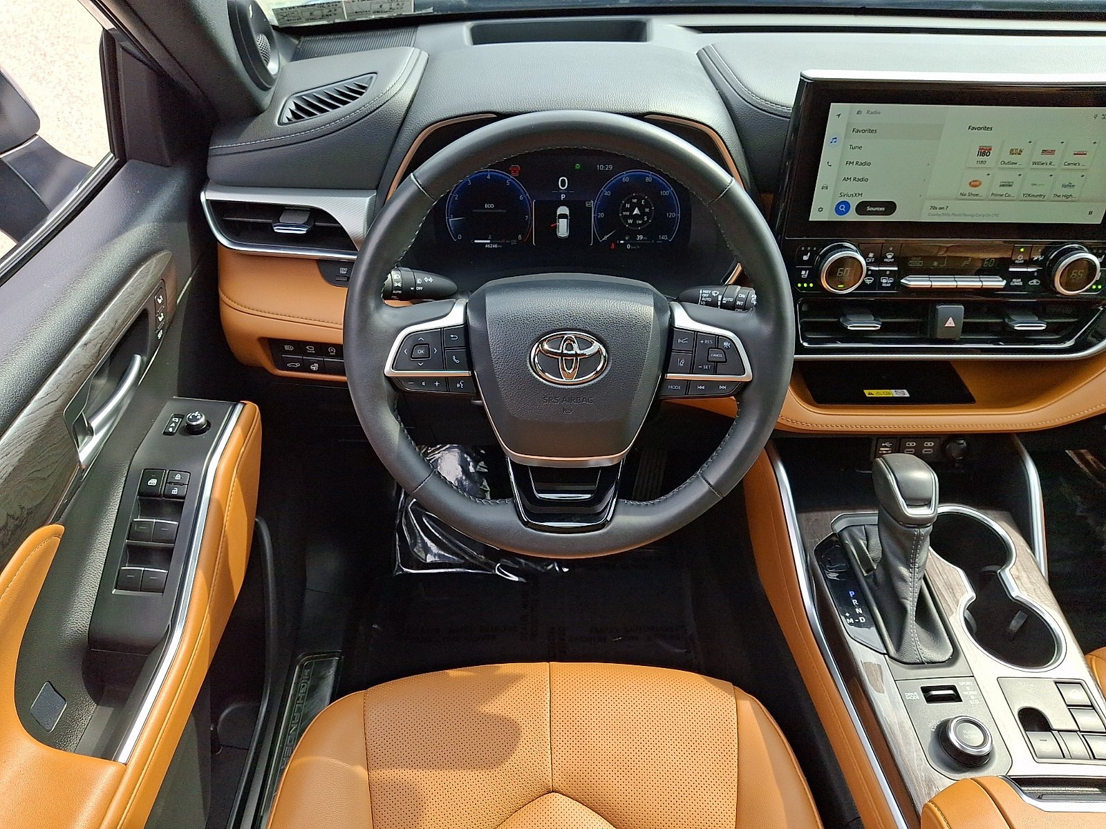 Used 2023 Moon Dust Toyota Platinum image 13