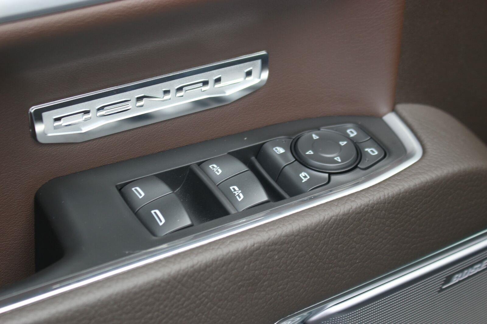 Used 2026 Sterling Metallic GMC Denali image 15