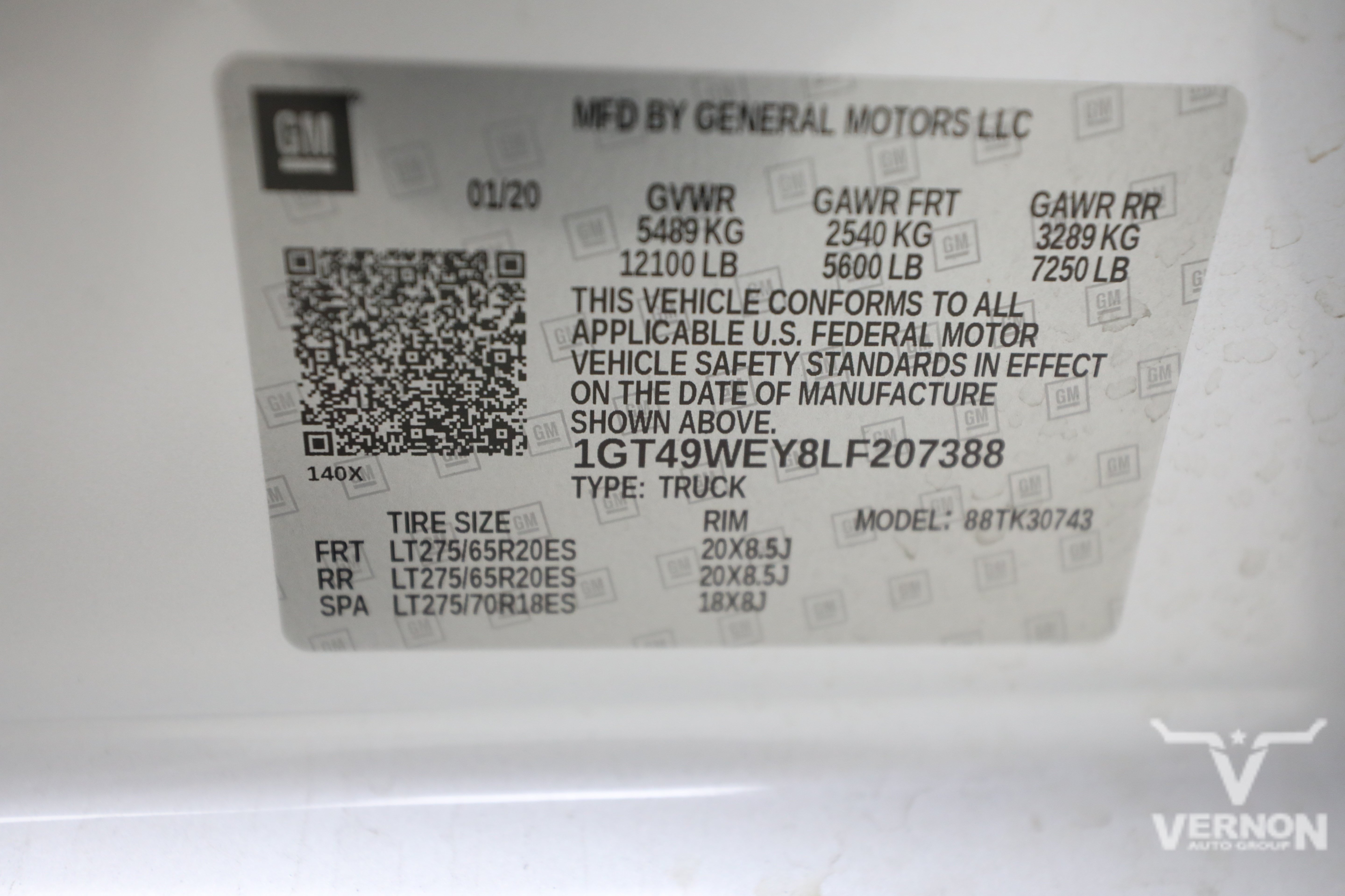 Used 2020 White Frost Tricoat GMC Y image 13
