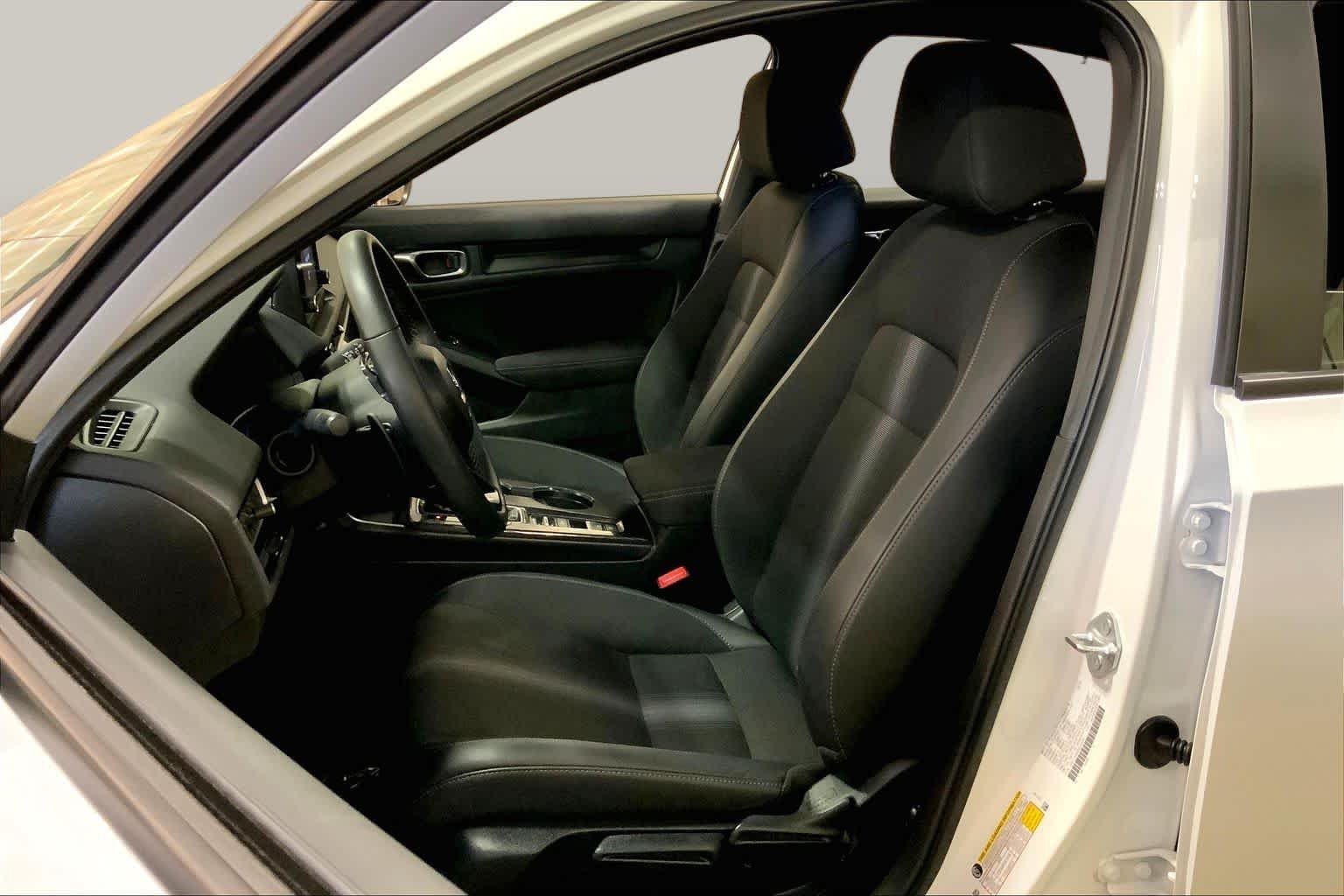 Used 2024 Platinum White Pearl Honda Sport image 14