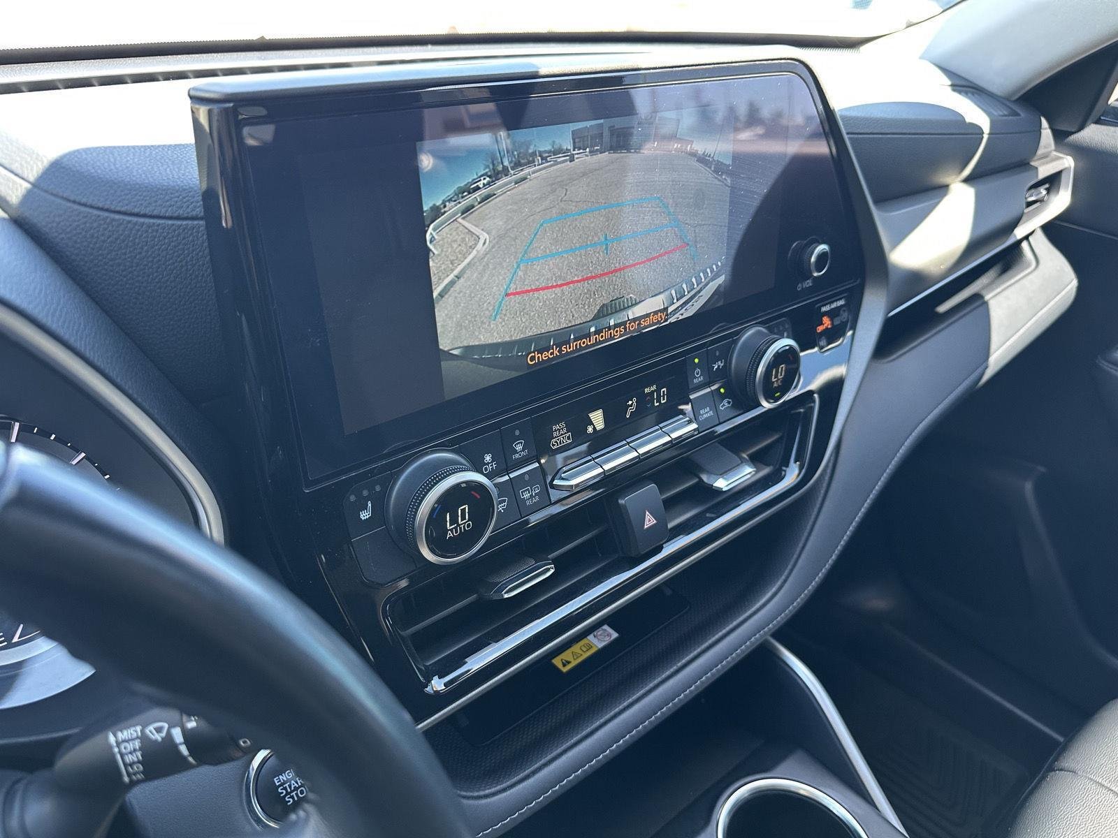 2023 Toyota Highlander XLE - Photo 31