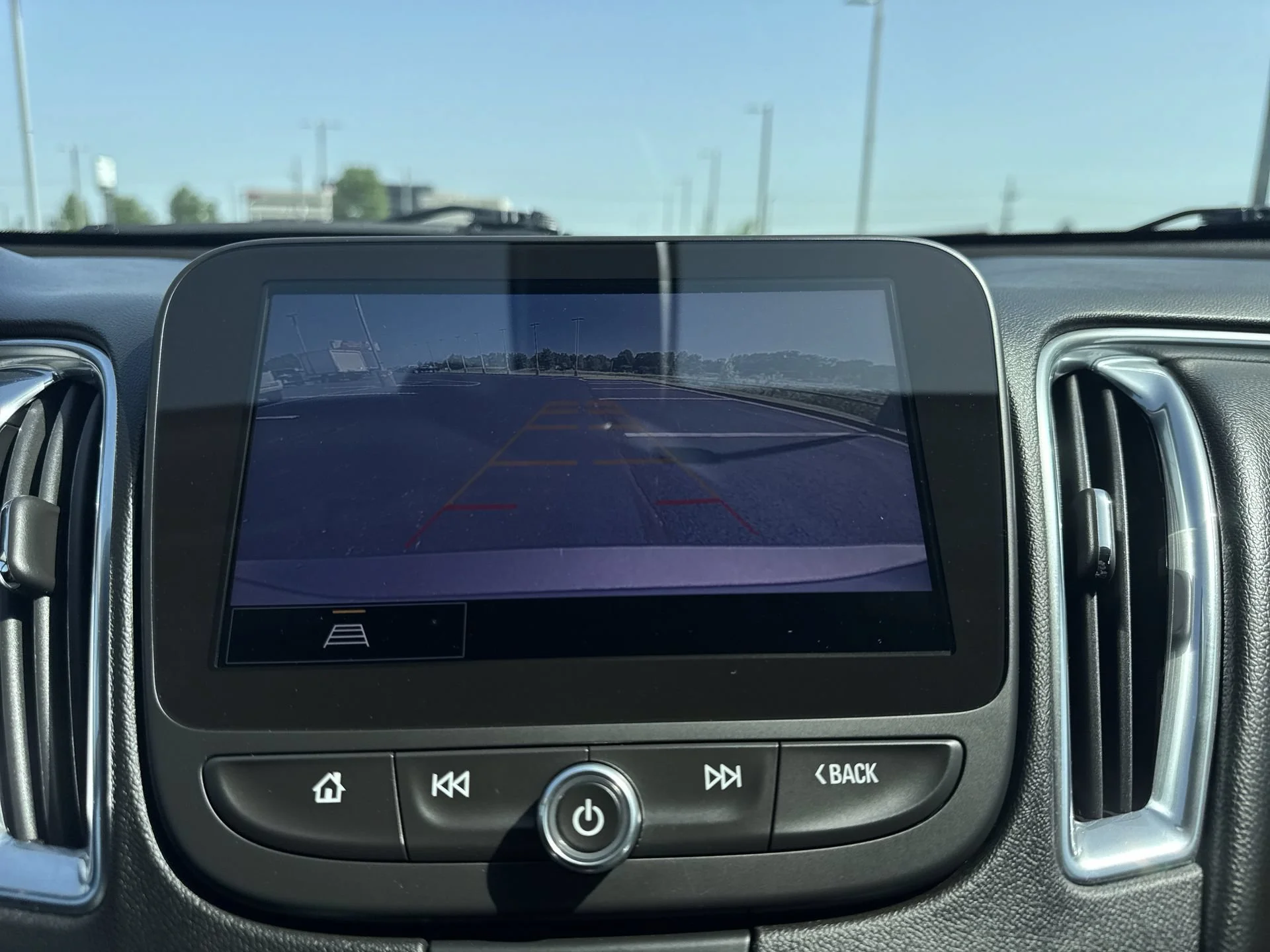 2022 Chevrolet Malibu Premier - Photo 17