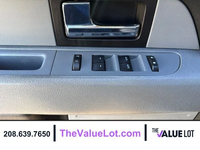 Used 2012  Ford XLT image 17