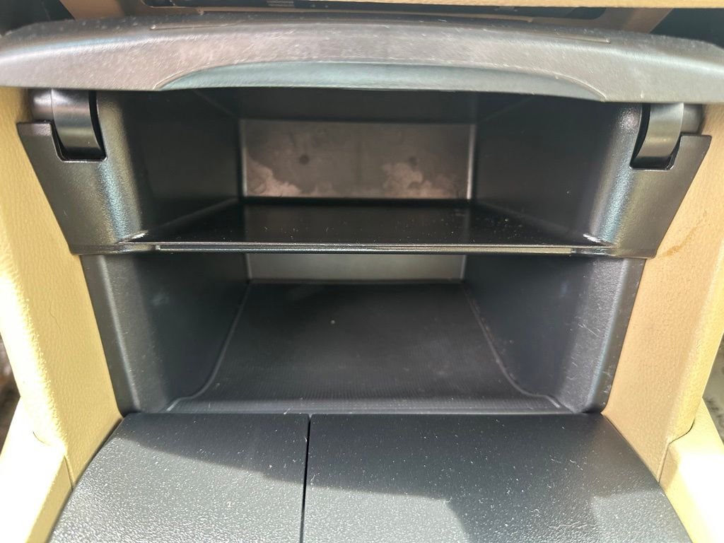 Used 2010 Silver Honda EX-L image 6