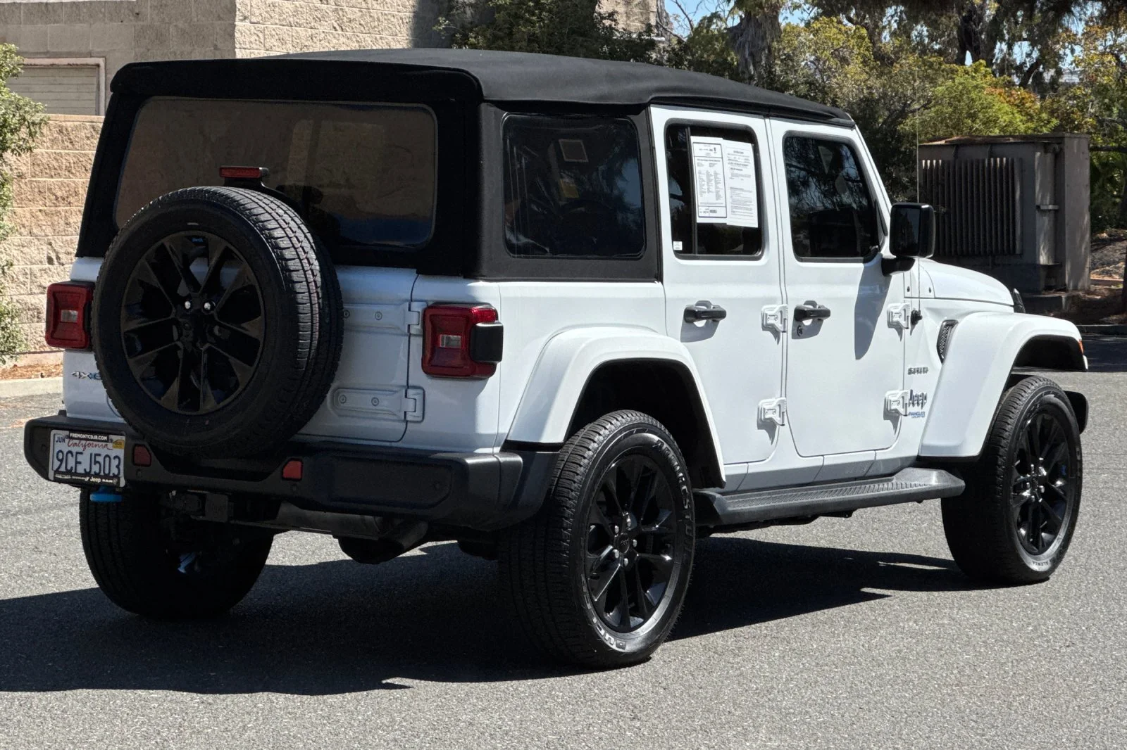 Pre-Owned 2022 Jeep Wrangler Unlimited Sahara 4xe 4D Sport Utility