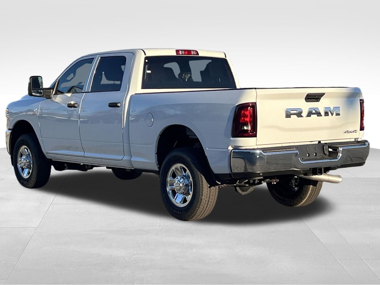 New 2026 Bright White Clear-Coat Exterior Paint RAM Tradesman image 24