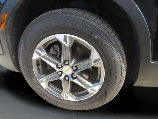 Used 2023 Black Chevrolet LT image 5