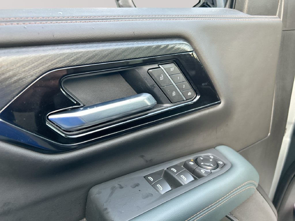 Used 2026 Silver GMC AT4 image 27