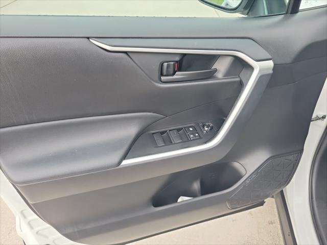Certified Used 2023 ICE CAP Toyota  image 20