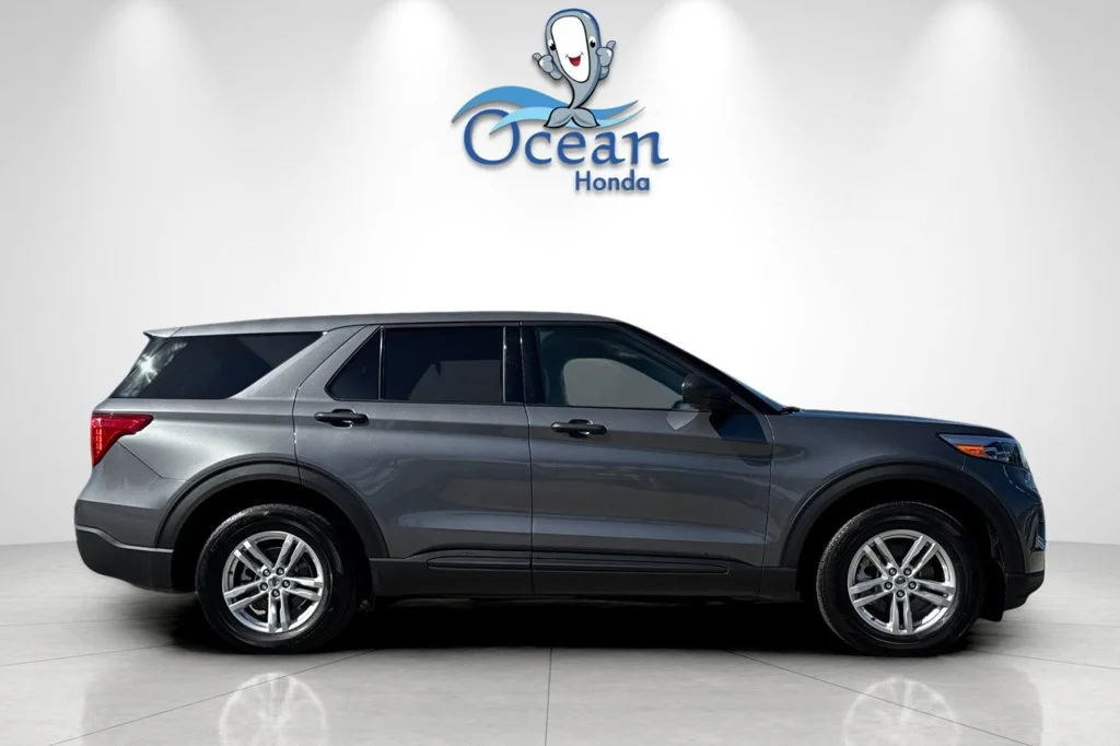 Used 2022 Carbonized Gray Metallic Ford Base image 3