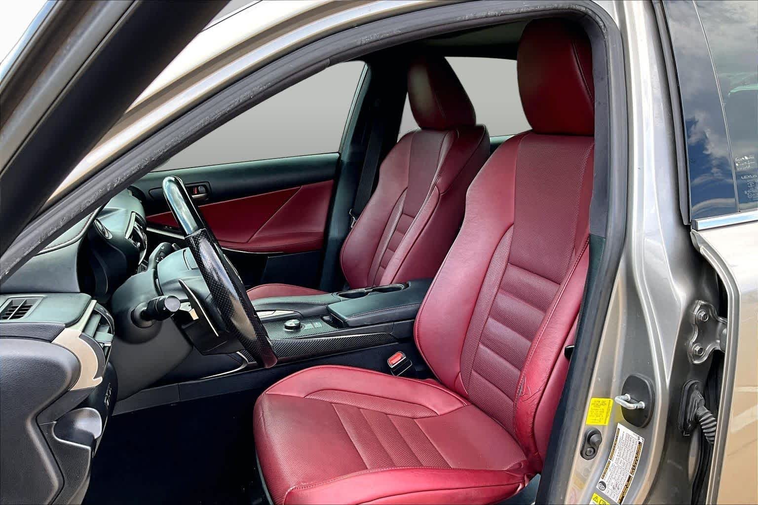 Used 2017 Atomic Silver Lexus  image 8