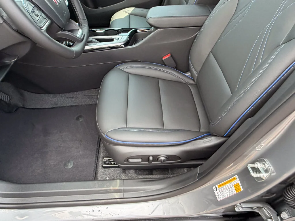 2026 Buick Envista Sport Touring - Photo 30