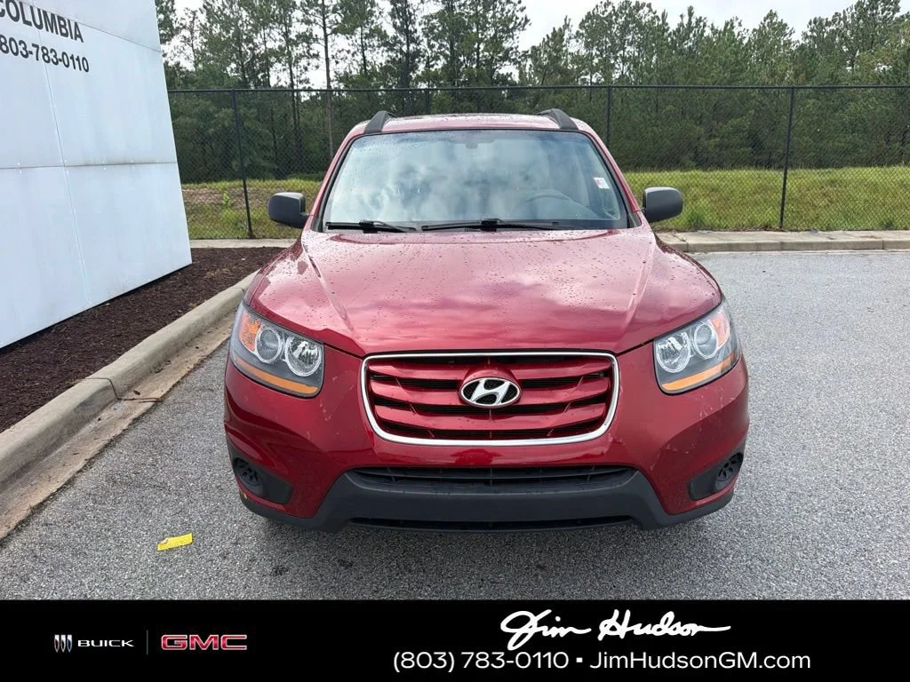 Used 2010 Red Hyundai GLS image 7