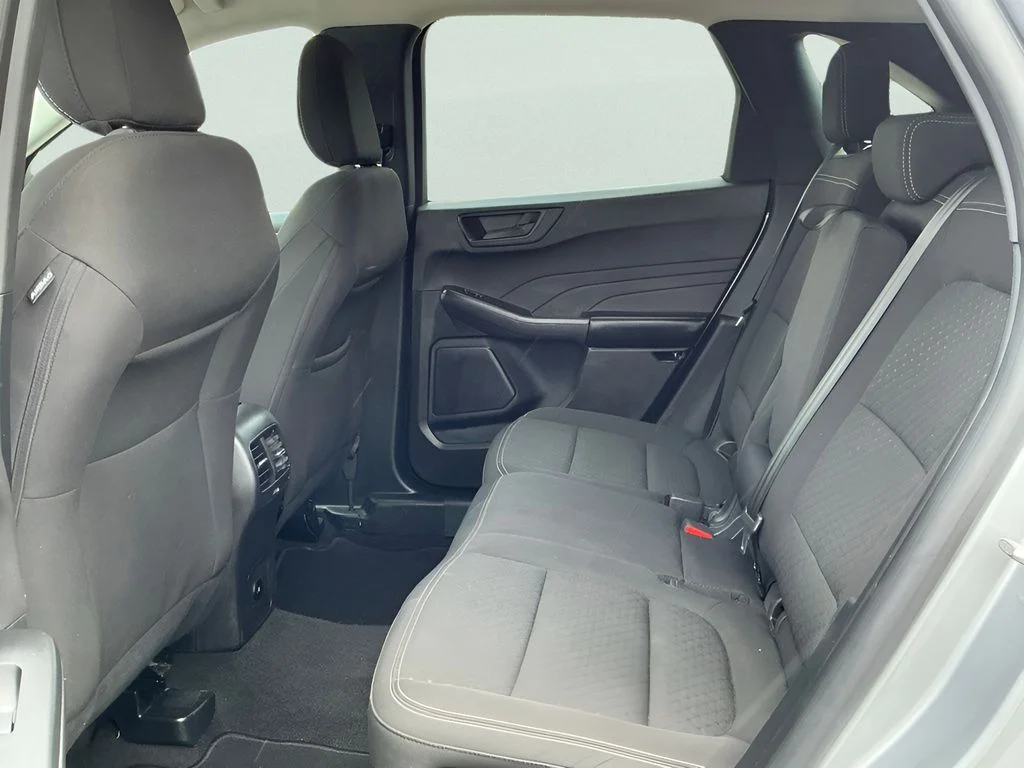 Used 2024 Silver Ford Active image 18
