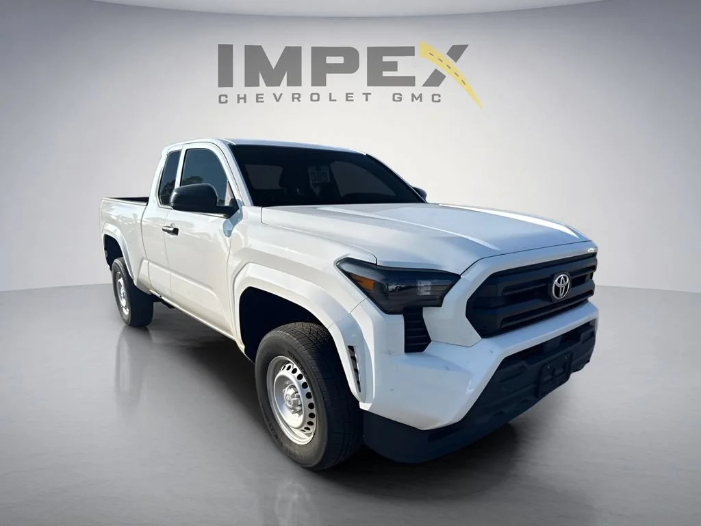 Used 2025 White Toyota SR image 7